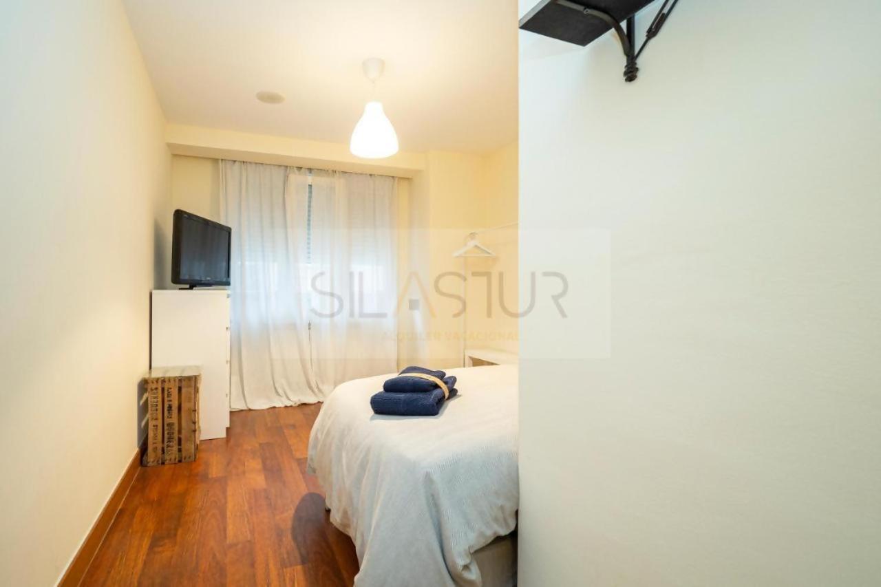 Apartamento Piso Barrio del Carmen Gijón Exterior foto
